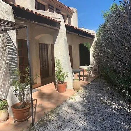 Casa vacanze La Louette, 100m Centre-village, Piscine H-sol, Proche Saint-Cyr-sur-Mer