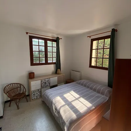 Prázdninový dům La Louette, 100m Centre-village, Piscine H-sol, Proche